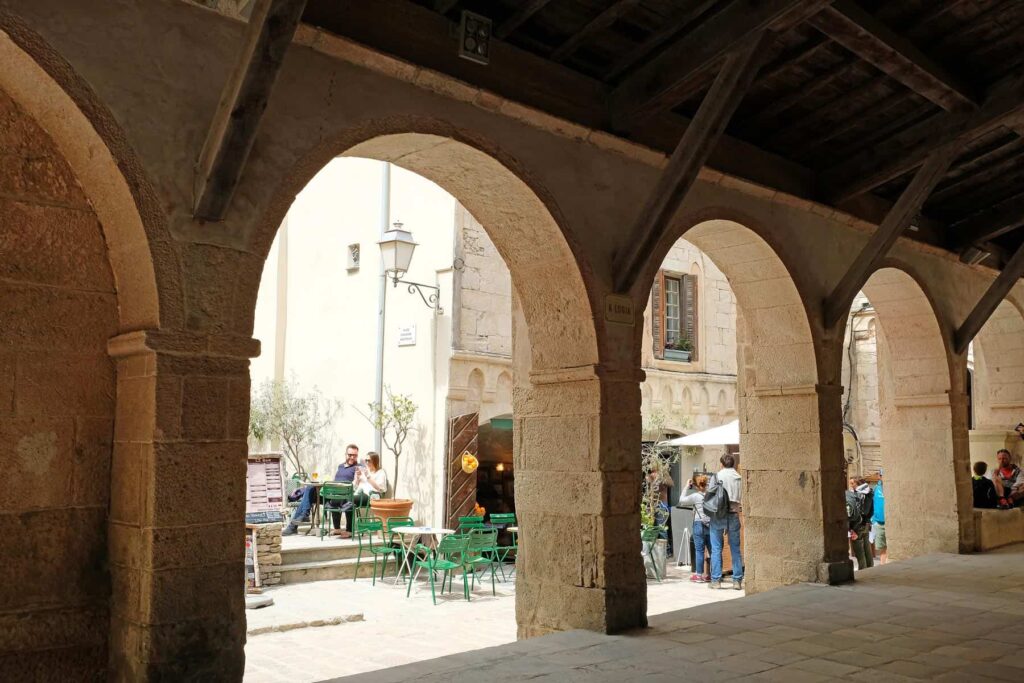 Bonifacio exudes irresistible Mediterranean charm with its medieval Citadel and narrow alleyways.