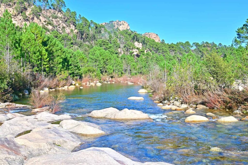 Never enter the river water in unstable weather conditions or during storms.