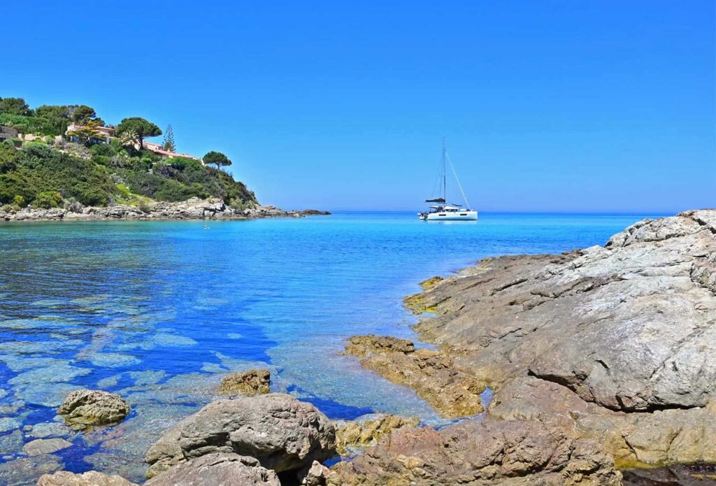 The coastline around Ile Rousse is dotted with postcard-perfect intime coves.