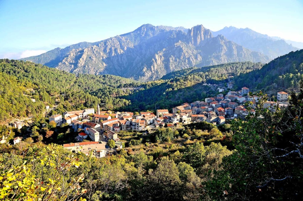The charming village of Ghisoni is located 22 km from the hike's trailhead.