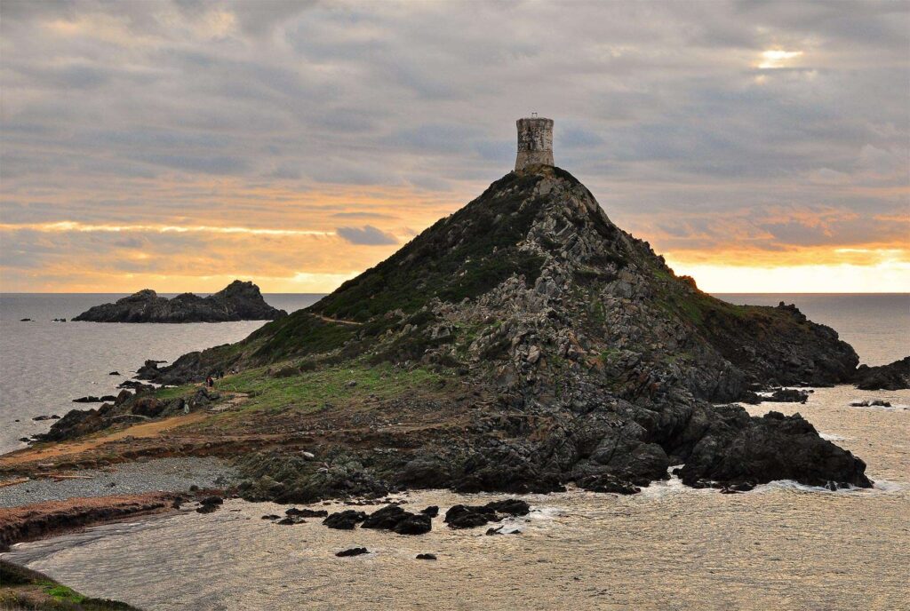 The Genoese Tower of Pointe de la Parata is the best viewing point to watch the sunset.
