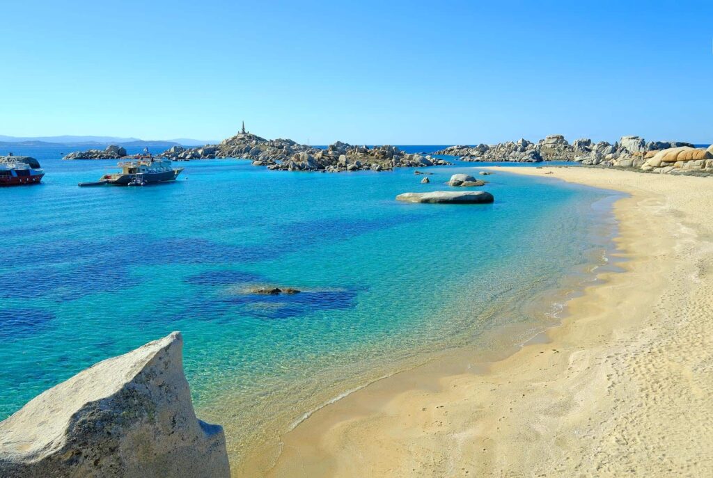 Lavezzi Islands' pristine beaches may be reached by boat on one of the enchanting sea trips.