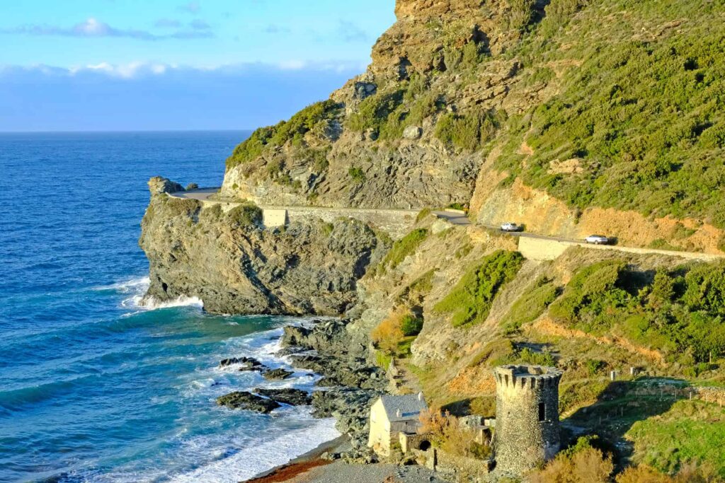 With fewer petrol stations and charging points, plan ahead your journey around the Cap Corse peninsula.