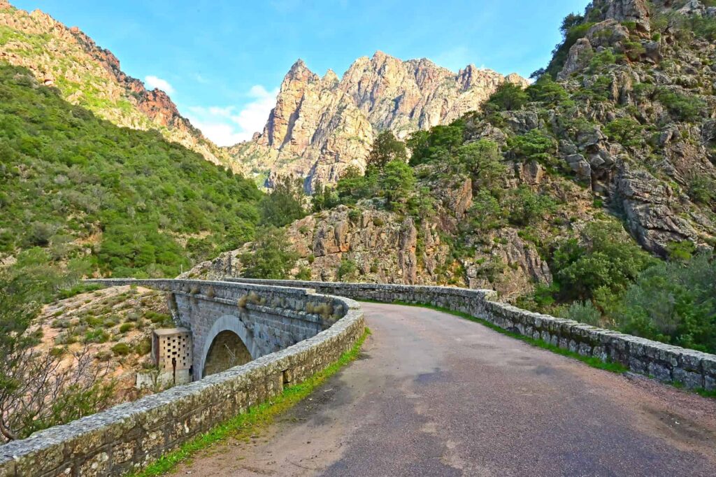 Corsica’s mountain roads put your car battery to the test, but descents help to recharge it.