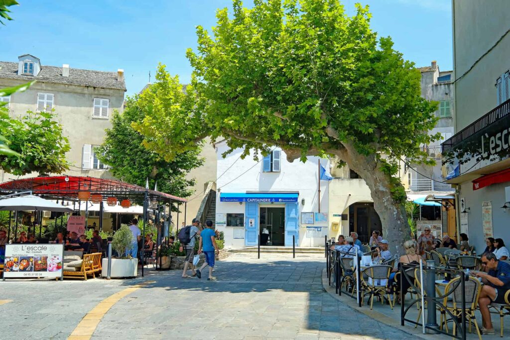 In Corsica's more remote locations, you may still be asked to settle the bill using cash rather than a card.