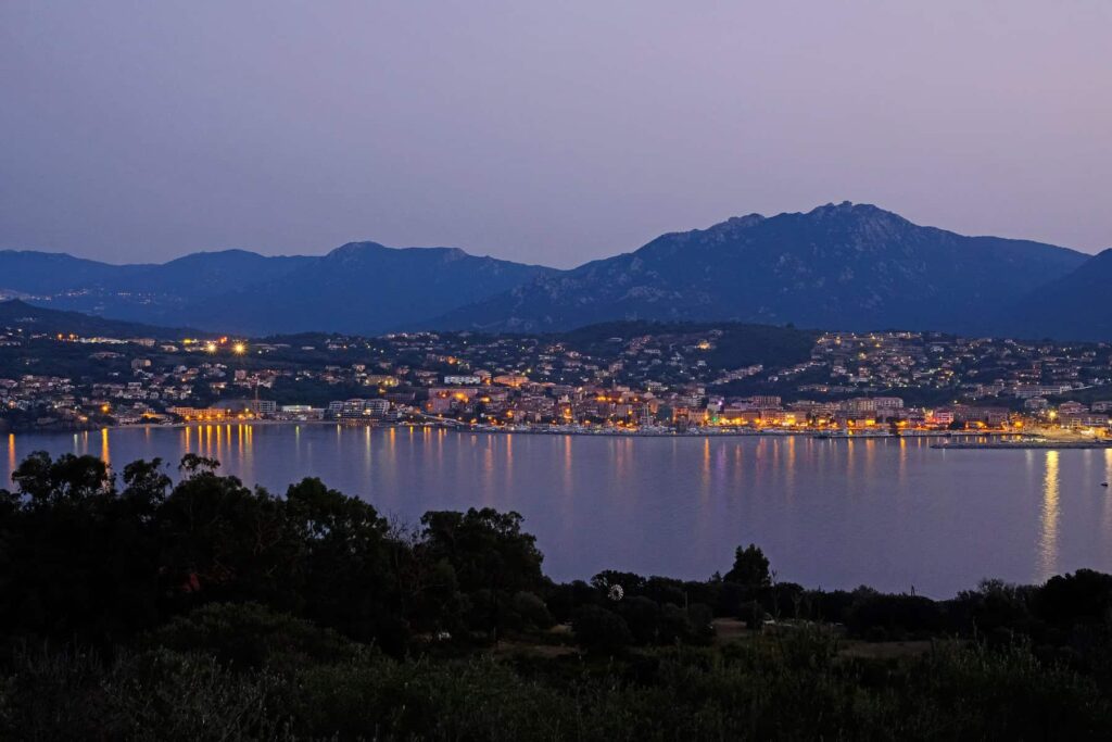 Propriano makes a perfect seaside base with stunning beaches, a lively marina filled with restaurants, and breathtaking natural surroundings.