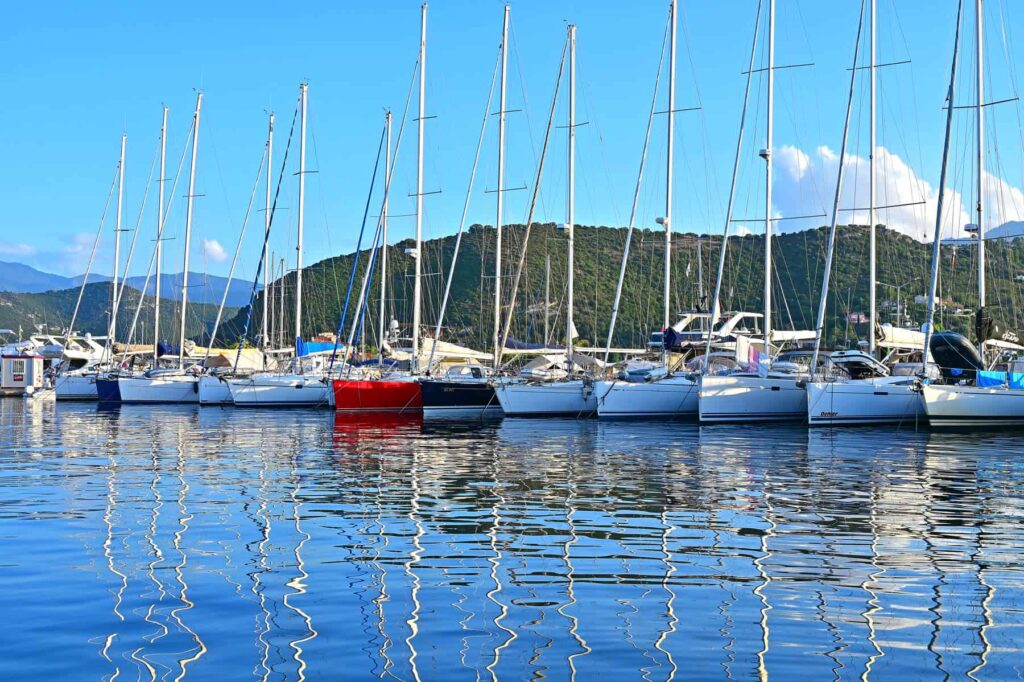 Hydration and sun protection are essential in peak Mediterranean heat.