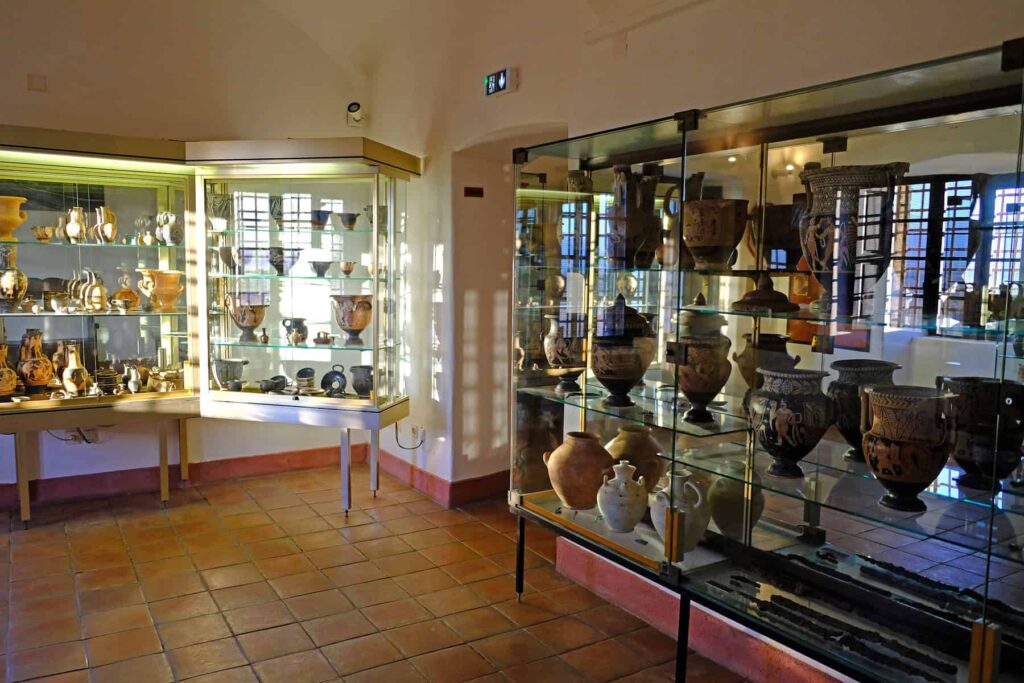 Corsica’s museums showcase artefacts excavated from archaeological sites, including weapons and everyday items, offering insight into the past.
