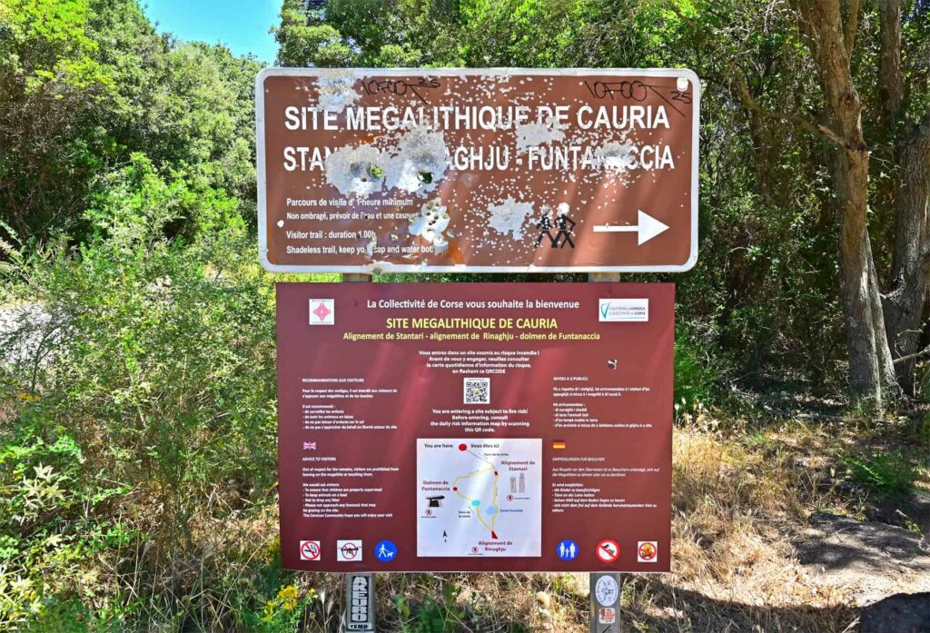 At the site entrance, you’ll find an information panel outlining the suggested route for visiting.