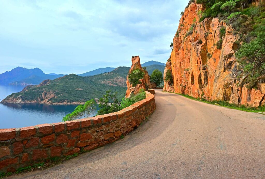 The Gulf's roads are part of the adventure, rewarding every journey with evocative views.