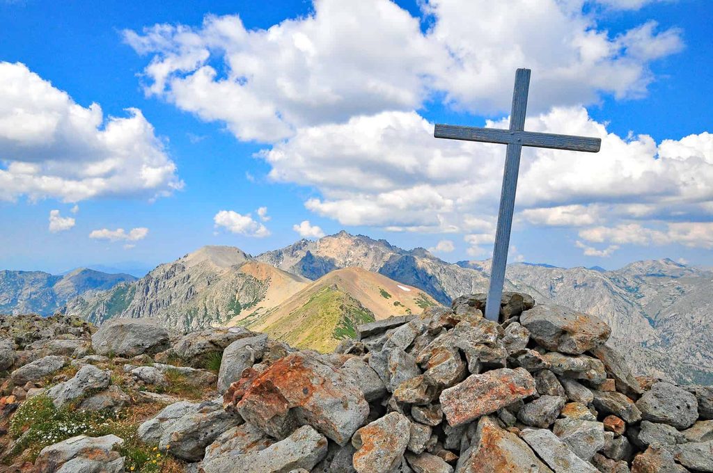For many travellers, the best of Corsica falls between the extremes of summer and winter.